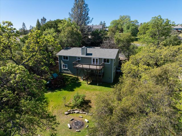 2502 Knollwood Dr, Cameron Park, CA 95682