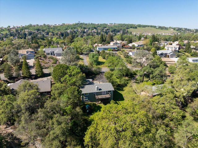 2502 Knollwood Dr, Cameron Park, CA 95682