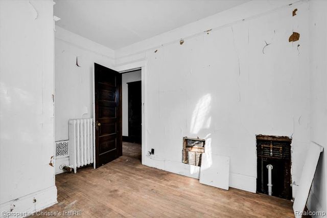 114 Connecticut Street, Highland Park, MI 48203