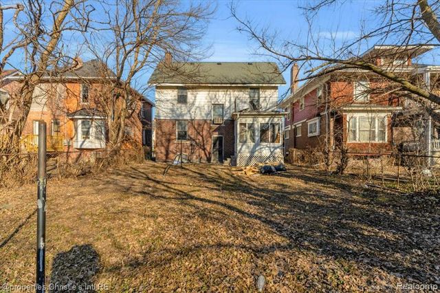 114 Connecticut Street, Highland Park, MI 48203