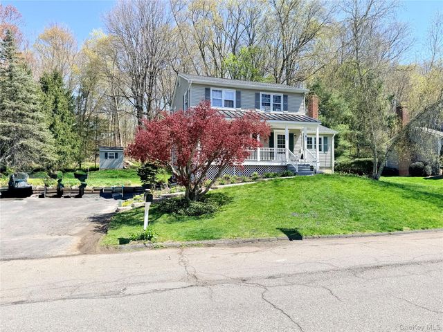 8 Noel Court, Brewster, NY 10509