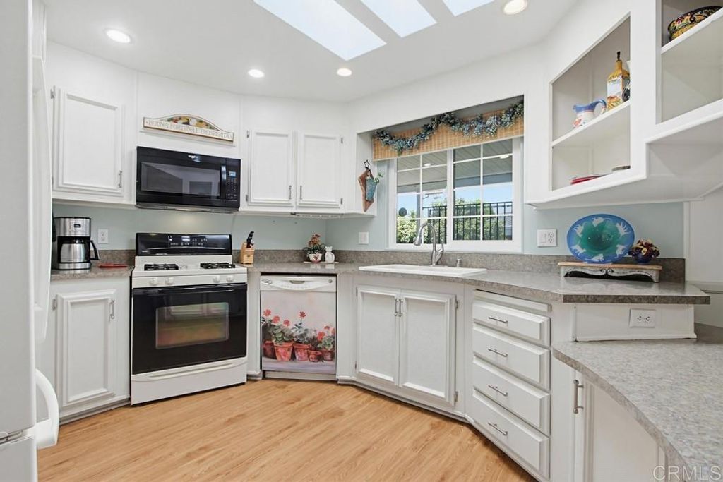 Image 14 of property listing at 1930 W San Marcos Blvd 14, San Marcos, CA 92078