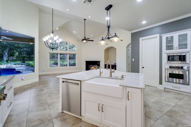 22175 Quiet Moon Dr., San Antonio, TX 78266