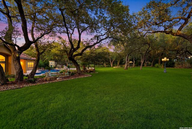 22175 Quiet Moon Dr., San Antonio, TX 78266