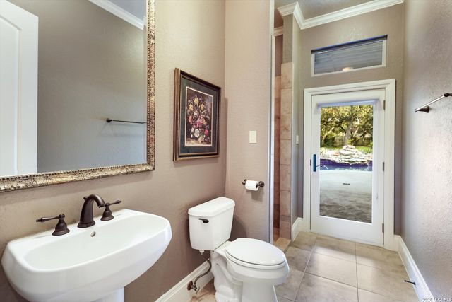 22175 Quiet Moon Dr., San Antonio, TX 78266