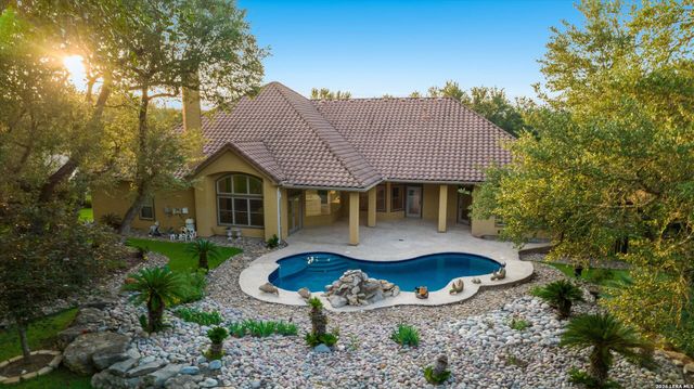 22175 Quiet Moon Dr., San Antonio, TX 78266