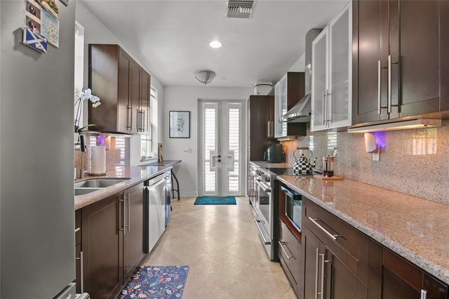 732 NE 15th Avenue, Fort Lauderdale, FL 33304