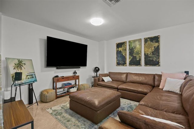 732 NE 15th Avenue, Fort Lauderdale, FL 33304