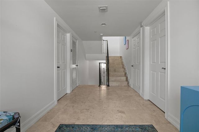 732 NE 15th Avenue, Fort Lauderdale, FL 33304