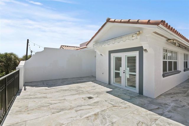 732 NE 15th Avenue, Fort Lauderdale, FL 33304