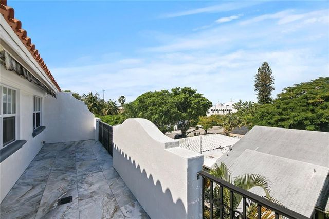 732 NE 15th Avenue, Fort Lauderdale, FL 33304