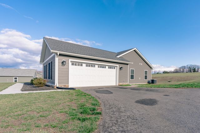 3546 Edwardsville RD, Hardy, VA 24101
