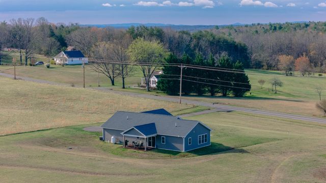 3546 Edwardsville RD, Hardy, VA 24101