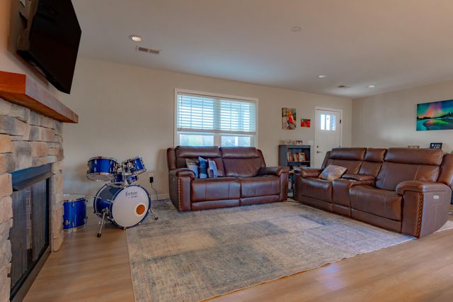 3546 Edwardsville RD, Hardy, VA 24101