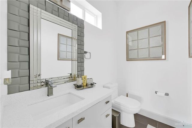 2515 S 41st Lane, Mcallen, TX 78503