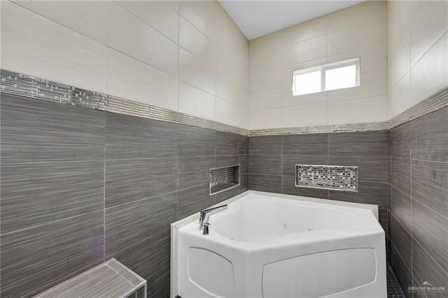 2515 S 41st Lane, Mcallen, TX 78503