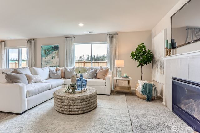 9822 Ferns Loop SE, Yelm, WA 98597