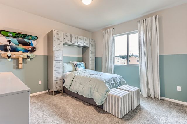 9822 Ferns Loop SE, Yelm, WA 98597