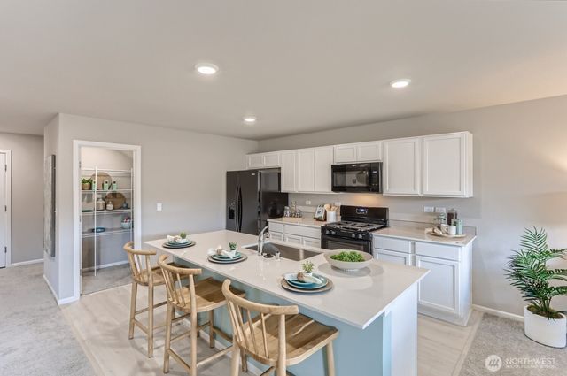 9822 Ferns Loop SE, Yelm, WA 98597