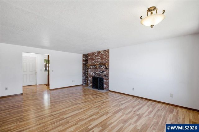 3647 Wishram Dr NW, Albany, OR 97321