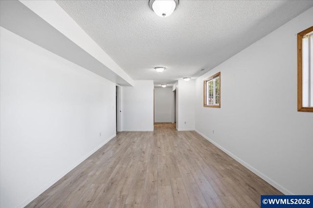 3647 Wishram Dr NW, Albany, OR 97321