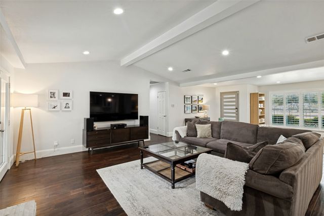 4739 Harvest Hill Road, Dallas, TX 75244