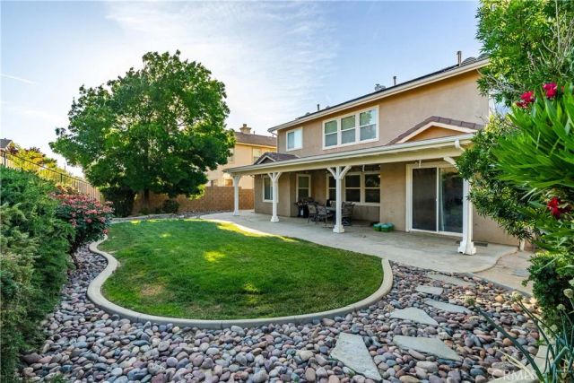 7044 Lyric Avenue, Lancaster, CA 93536