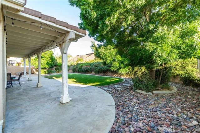 7044 Lyric Avenue, Lancaster, CA 93536