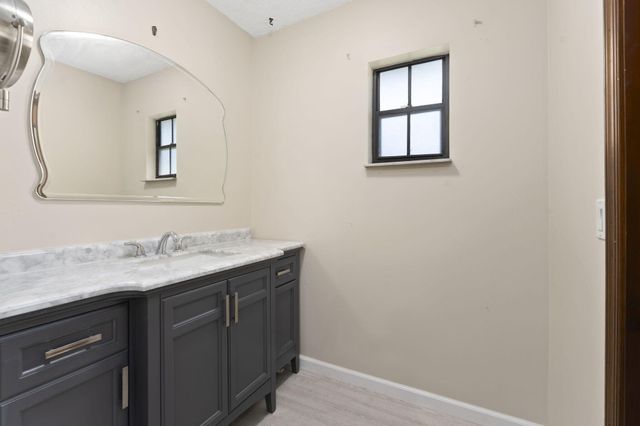 3550 Eleven Mile Road, Fort Pierce, FL 34945