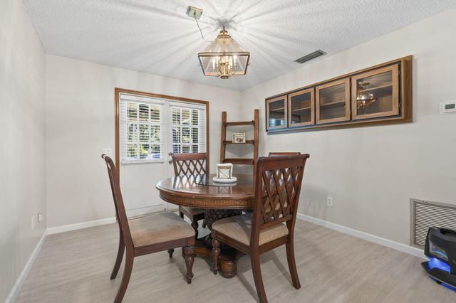 3550 Eleven Mile Road, Fort Pierce, FL 34945