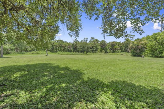 3550 Eleven Mile Road, Fort Pierce, FL 34945