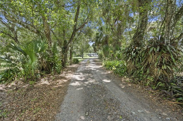 3550 Eleven Mile Road, Fort Pierce, FL 34945