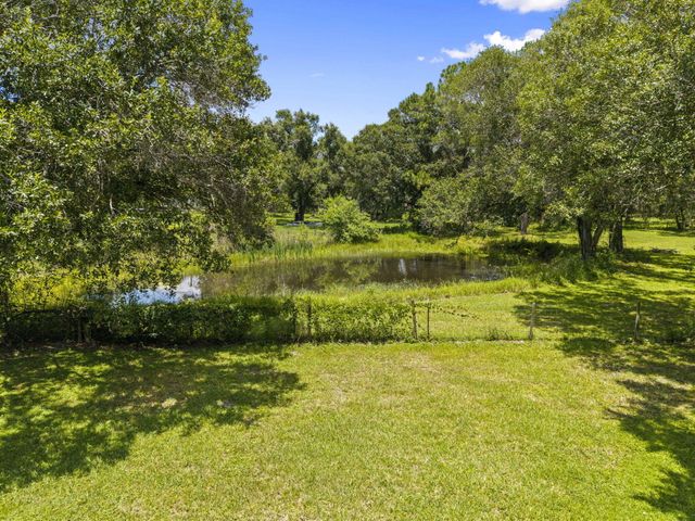 3550 Eleven Mile Road, Fort Pierce, FL 34945
