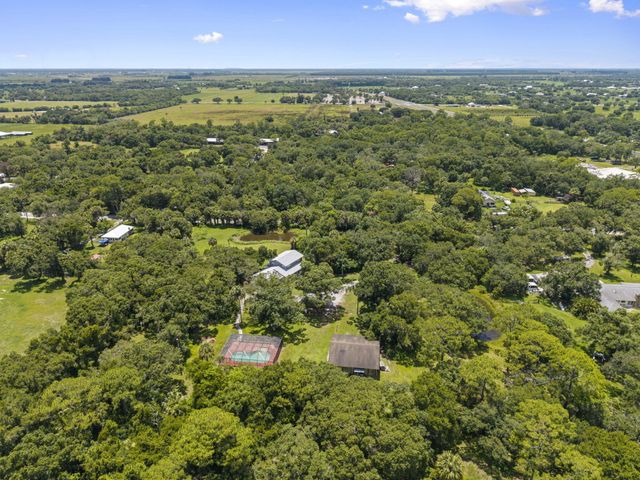 3550 Eleven Mile Road, Fort Pierce, FL 34945
