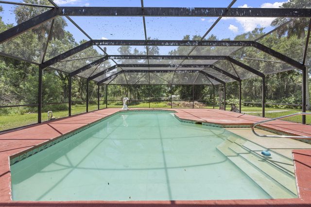 3550 Eleven Mile Road, Fort Pierce, FL 34945