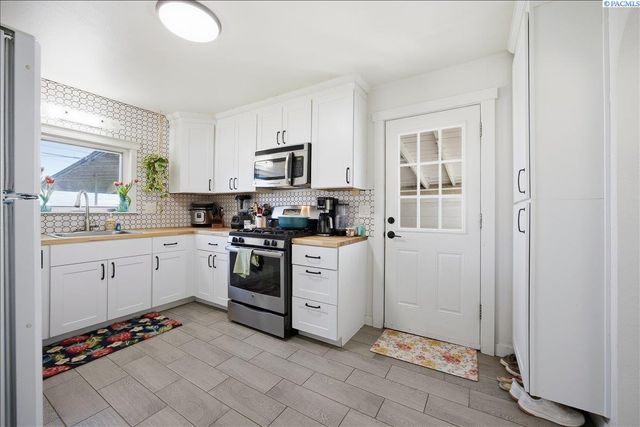 1232 W Bruneau Ave., Kennewick, WA 99336