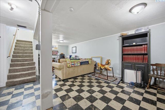 1232 W Bruneau Ave., Kennewick, WA 99336