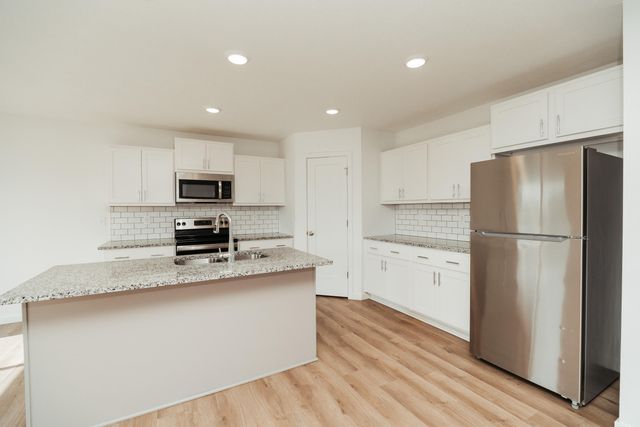 310 Great Plains Street, Nixa, MO 65714