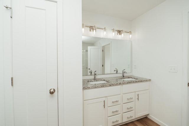 310 Great Plains Street, Nixa, MO 65714