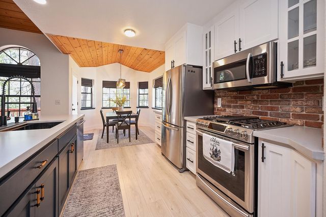 214 Forest Meadows Dr, Murphys, CA 95247