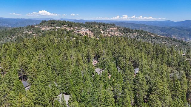 214 Forest Meadows Dr, Murphys, CA 95247