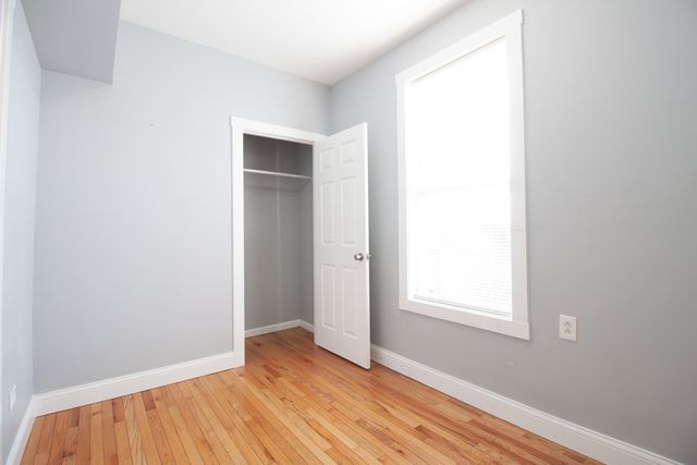 2968 N RIDGEWAY Avenue 2R, Chicago, IL 60618