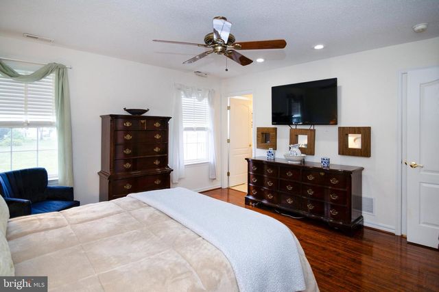 575 RIVIERA DR, Williamstown, NJ 08094