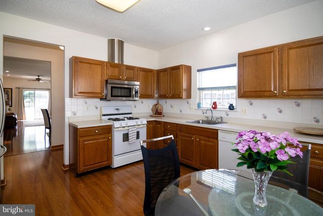 575 RIVIERA DR, Williamstown, NJ 08094