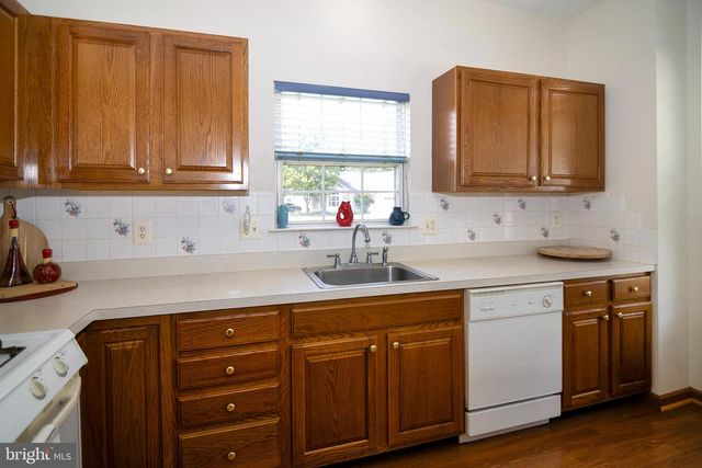 575 RIVIERA DR, Williamstown, NJ 08094