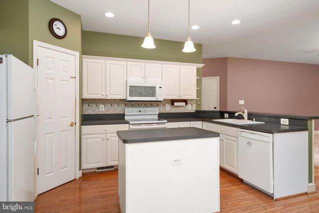 4353 S CREEK CT, Huntingtown, MD 20639