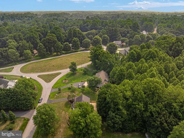 4353 S CREEK CT, Huntingtown, MD 20639