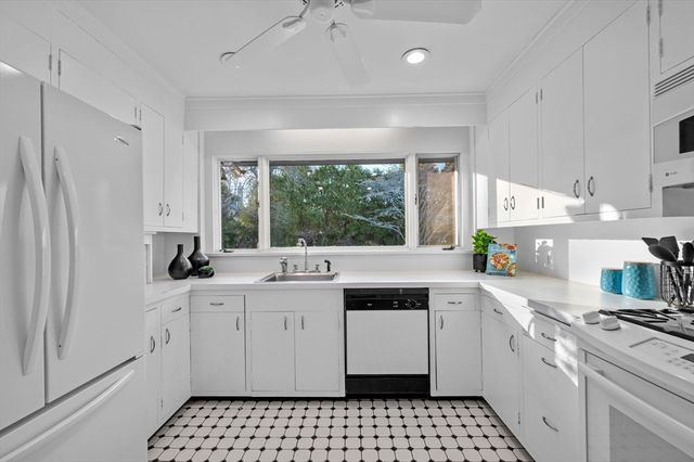 315 Puritan Road, Swampscott, MA 01907