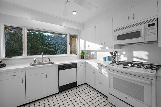 315 Puritan Road, Swampscott, MA 01907