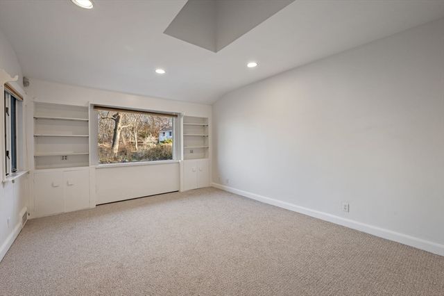 315 Puritan Road, Swampscott, MA 01907